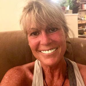 Meet your Posher, Arrie